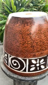 POT BUNGA TANAMAN GERABAH TANAH LIAT MOTIF BATIK COKELAT D30 T25 - GERABAH MOTIF BATIK D30 COKELAT