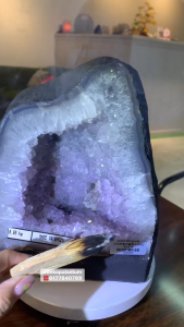 Natural Brazilian amethyst Quartz Geode 🇧🇷紫水晶 洞深刚好能放进手串 可进行消磁 |共生钛晶 母矿✨ +共生一颗黄方解石🍀
