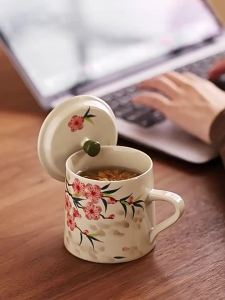 YOGEHOME | Hand-painted Ceramic Mug with Lid Single Cup