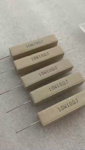 Trở Sứ 10R 10W Chân Cắm Điện Trở Công Suất 10ΩJ 10W Mới (Gói 10 Con)