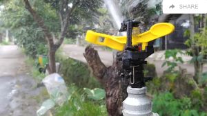 Alat Siram Impact Rain Air Untuk Kebun Ladang Debu Rocking Arm Muter 360 Derajat - Rotate Sprinkler Spray Nozzle Air Irigasi Taman 1/2" - Alat Penyiram Tanaman Sprinkler Irigasi Taman Berputar 360 Derajat - Lazada
