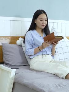 DANBIYIN | Portable Folding Laptop Desk for Bed or Dorm
