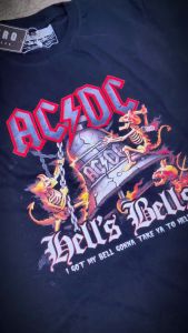 T-Shirt | Kaos Band Metal Vintage & Kaos Bootleg Billie Eilish: Tips Memilih Kaos Cotton Combed 24s