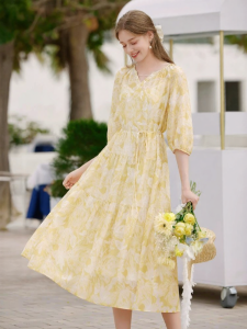 XIANGYING | French Floral V-neck Belted Puff Sleeve Dress