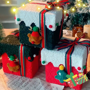SayaHiyas Christmas Apple Boxs 12cm Candy Box High-End Thick Flannel Box Handmade DIY Christmas Gift Box