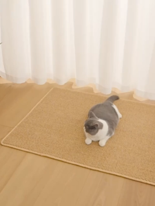 แผ่นขูดแมว การเจียรกรงเล็บสัตว์เลี้ยง ทําความสะอาดง่ายใช้งานได้หลายวิธีเสื่อพรมเลียนแบบป่านศรนารายณ์