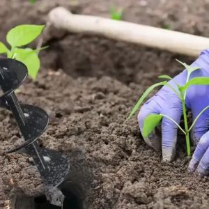 1pc Metal Garden Spiral Drill Bit for Planting - Hex Shaft Drill Planter No Electricity Needed Solid Steel Auger Spiral for Bulb & Bedding Planting Tool Set