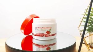 Kem Dưỡng Ẩm Chống Lão Hoá Căng Mọng Da Mặt Retinol & Organic Disaar Goqi Wolfberry Cream Dưỡng Ẩm Làm Sáng Da Chống Lão Hóa Da Giúp Da Căng Mịn