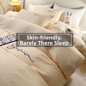 Japanese Simple Style Student Quilt Set 180x220cm