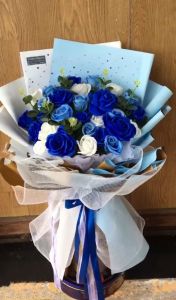 Bó hoa sáp thơm cao cấp mix màu cực sang