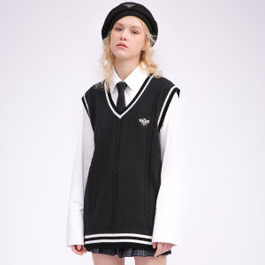 OG เสื้อกั๊กถักคอวีสีดำสไตล์เพรพพี้ใส่ด้านนอกแบบฤดูใบไม้ร่วงและฤดูหนาวเสื้อกั๊กผู้หญิงเสื้อไหมพรมเสื้อสวมหัวทรงหลวม