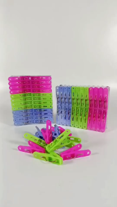 กิ๊บหนีบผ้า 24 ตัว ที่หนีบผ้าพลาสติก ตัวหนีบผ้า คละสี (ฟ้า/ชมพู/เขียว)