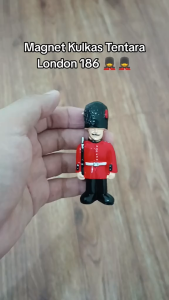 Fridge Tempelan Magnet Kulkas Souvenir Negara Inggris England United Kingdom UK Tentara London 186