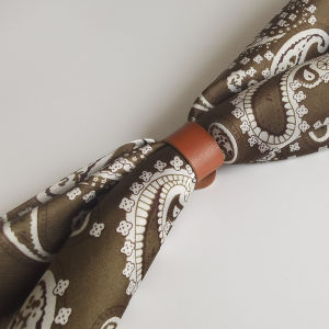 Retro Mens Silk Scarf Tie Knot Youth British Style Floral Pattern Large Square Scarf Spring Autumn Fashion Accessory