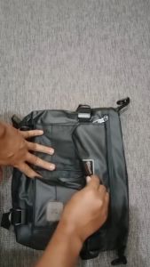 Tas Selempang Pria Waterproof Premium Tas Cowok Anti Air Slingbag