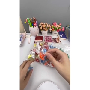 Sét 10 con cù con quay bằng gỗ đồ chơi cho bé