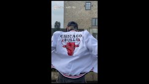Jaket Baseball Varsty Chicago Bulls White Vintage Bordir Premium Retro JunasCloth