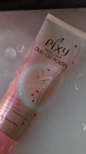 Pixy Facial Scrub Dull Off Polish 100g / Scrub Wajah
