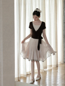 Cantonstory | Chân Váy Dáng Chữ A Cạp Cao Phong Cách Ballet Pháp
