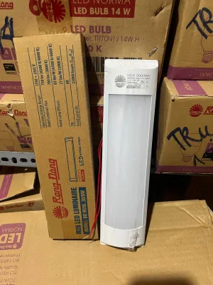 Bộ đèn LED bán nguyệt Rang Đông 9W 30cm - Công suất 9W điện áp 150-250V/50Hz quang thông 700-750 lm