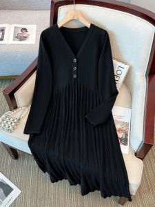 AIYITI | Plus Size Slimming V-Neck Knitted Dress for Autumn and Winter