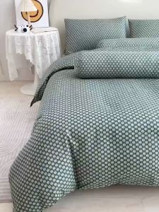 ชุดผ้าปูที่นอน ลายดอกไม้ Ai Zhuo ชุดผ้าปูที่นอน3.5ฟุต 5ฟุต 6 ฟุต ราคาถูก สุดคุ้ม ระบายอากาศได้ดี หรูหรา นุ่ม ลื่น เย็น