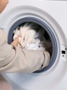 Special Laundry Bags for Dirty Clothes: Durable & Machine Washable Options