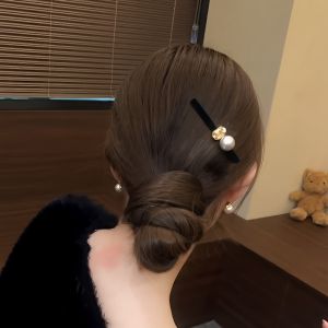 Velvet Pearl Embellished Hair Clip Simple Versatile Duckbill Side Hair Card High End Rhinestone Inlaid Fashionable Hair Accessories
