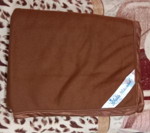 jual Selimut polos rijek Selimut  Kos2an/ Selimut dewasa  GRADE B