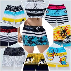 HOTPANTS JEANS KANCING DEPAN - Hotpants Jeans Wanita Terbaru - Celana Hotpants Jeans Wanita Kekinian