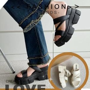 QLshop รองเท้าแฟชั่นผู้หญิง พื้นหนา สีสุภาพ ใส่สบายไม่เจ็บเท้า ไม่เชื่อต้องลองจิ้ม เพิ่มขนาดกันได้เลยน้าา