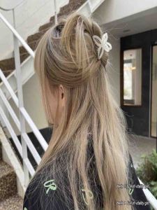 All Eyes Are Yours ~ Romantic Acetate Cut Out Bowknot Grip Loose Clip Head Clip Bangs Hair Claw Female