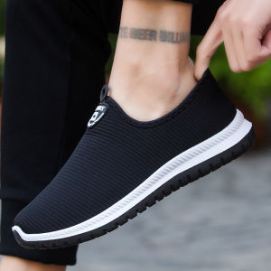 Mens Casual Step-In Sports Shoes Winter Warm Fleece Lined Beijing Style Cotton Slip-On Work Shoes Comfortable All-Day Wear