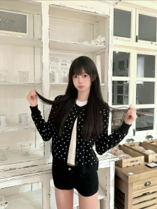 Dopamine Polka Dot Knitted Sweater Women Early Autumn Versatile Slimming Small Size Sweater Coat Sweet High End