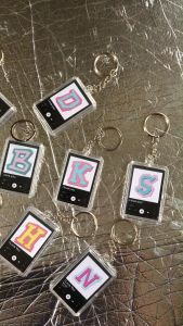 Gantungan Kunci Keychain Inisial Nama / Gantungan Kunci Keychain Spotify/ Gantungan Kunci Custom Keychain Spotify Personalisasi Gantungan Kunci Unik Untuk Hadiah - Lazada