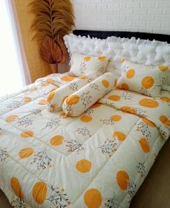 SET SPREI BED COVER - SPREI KATUN LOKAL - Double Karet Anti Geser