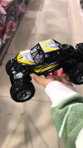 MIRACLE ONLIEN SHOP Mainan Anak Mobil remote Control Offroad 6 roda Charger - Mobil Jeep Remot