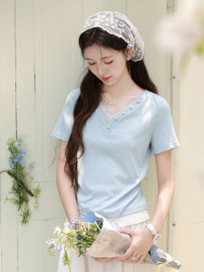Áo Thun Xanh Đen Cổ V Thiết Kế Lớp