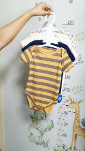 Yoji Baby Cotton Short Sleeves Onesie Clothes for Baby Girl Top Shirt Bodysuit - Giraffes