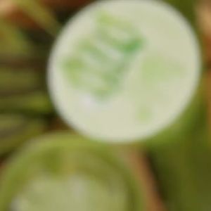 300ml Hydrating Gel: Aloe Vera & Vitamin E Soothing Gel for All Skin Types