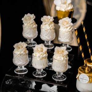 เครื่องประดับจานบุฟเฟต์สีดำและสีทอง แก้วเบียร์แก้วน้ำชา ผ้าปิดครีม ลายการ์ตูน เขียนบทบาท กระดาษตกแต่งห้องนอน กระดาษติดหน้าต่าง