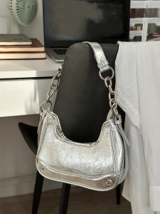 Silver Handbag Womens 2024 New Niche Design Chain Handle Bag Moon Tooth Underarm Bag Single Shoulder Slant Cross Bag