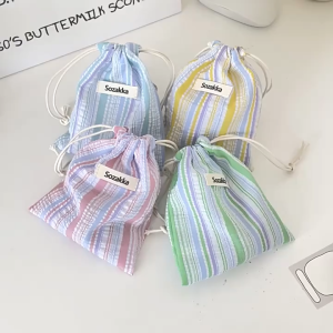 กระเป๋าผ้า ใส่เหรียญ ใส่เครื่องสำอางค์ กระเป๋าผ้าอเนกประสงค์ แบบเชือกรูด พร้อมส่ง