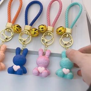 Móc khóa thỏ lucky may mắn trái tim siêu dễ thương treo balo túi xách thời trang Hàn Quốc