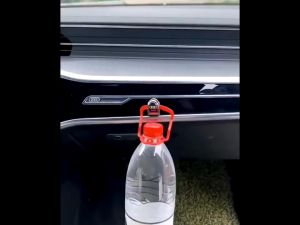 Gantungan Mobil Car Hook: Aksesoris Mobil Praktis