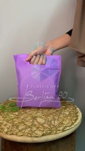 Tas Spunbond Goodie Bag Oval POLOS 20x26 cm isi 20 pcs . Goodie Bag Souvenir Bag Tas Belanja