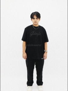 MONO SCRIPT - GOODMAFIA - V179 - PREMIUM BLACK AND RICH WHITE