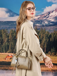 BeeGreen Women Genuine Leather Shoulder Bag Elegant Handbag Minimalist Commuter Bag Fashion Pillow Bag Versatile Sling Bag