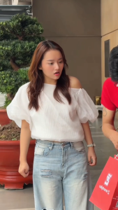 Đen/ Trắng Tơ mềm nhẹ có lót Áo lệch vai tay lửng bồng bo chun bí form bồng bềnh siêu xinh gợi cảm năng động REM TOP
