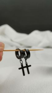 Anting Salib Titanium Tindik Premium Classic Anting Bulat Silver Hitam Anti Karat Dan Anti Luntur / Cross Earrings